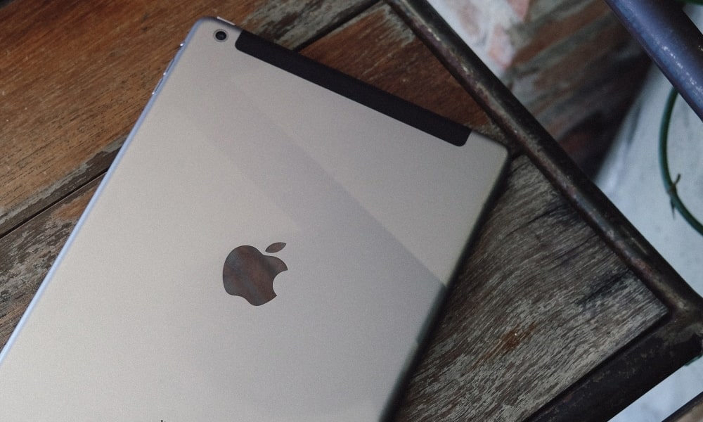 iPad Air 16GB 4G + Wifi 99% đẹp như mới, có trả góp sẵn hàng
